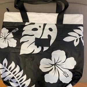 Aloha Collection Waipio Day Tripper
